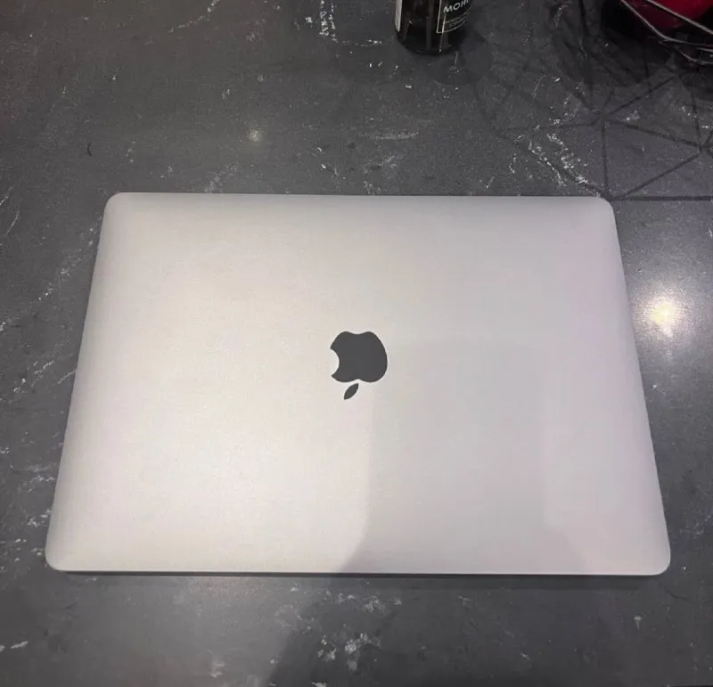 Macbook 13