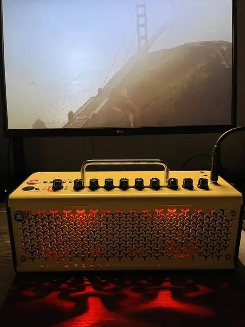 Гитарный комбик Yamaha THR10 II — Тбилиси — 1 100 ₾