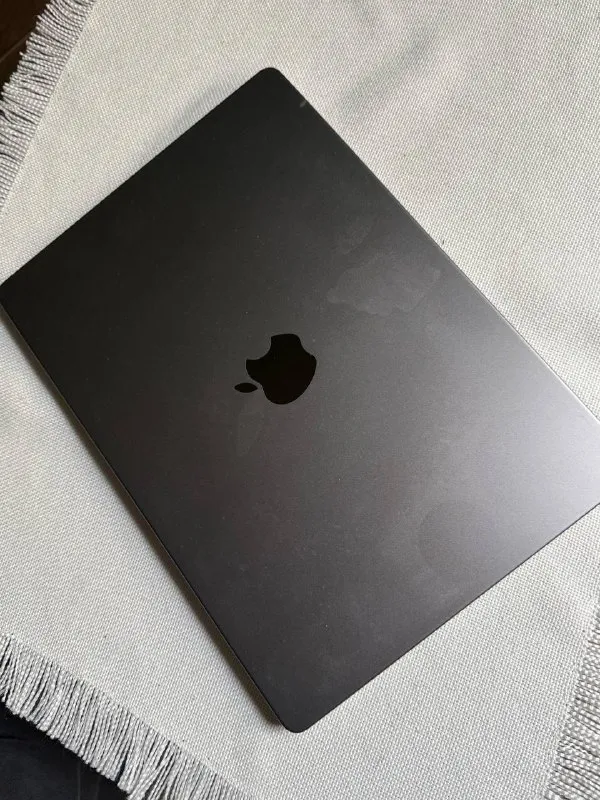 MacBook Pro 14″ (2021) — M1 Pro, 16 ГБ, SSD 512 ГБ