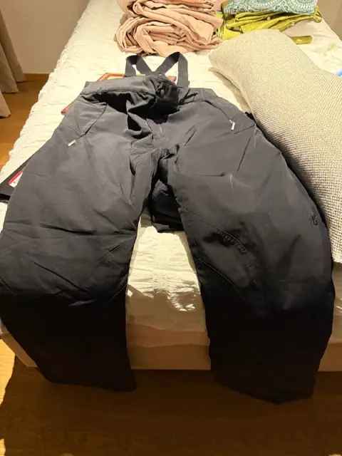 Комбинезон для лыж — Tbilisi — 50 ₾