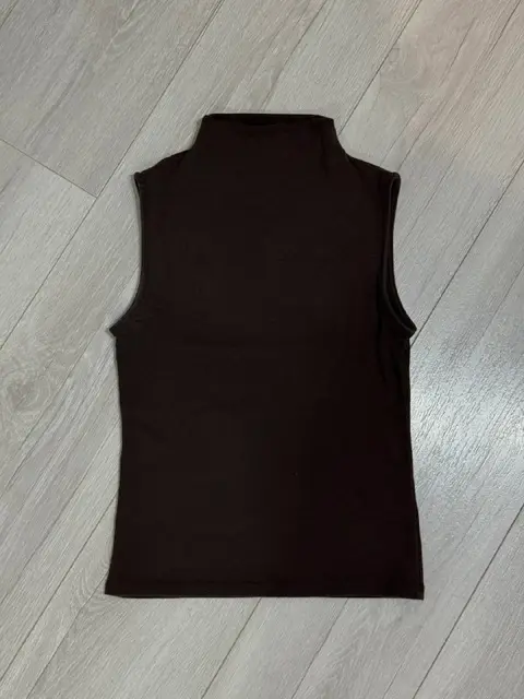 Топ под горло stradivarius — Батуми — 10 ₾