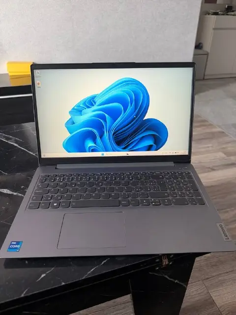 Lenovo IdeaPad 3 15ITL6 — Batumi — 1,000 ₾