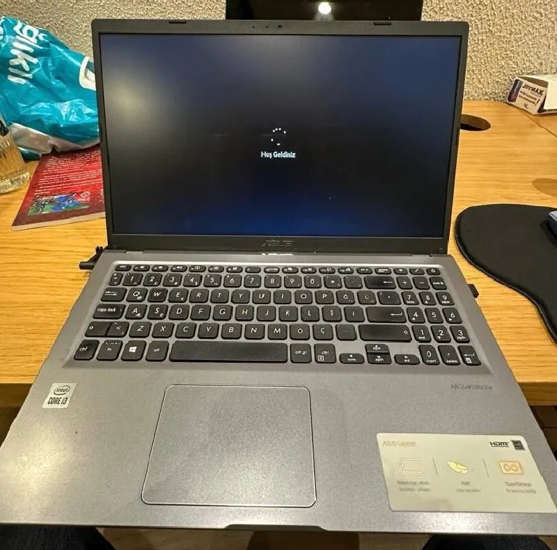 Ноутбук Asus