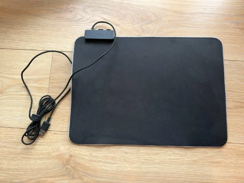 Коврик с RGB-подсветкой Razer Goliathus Chroma