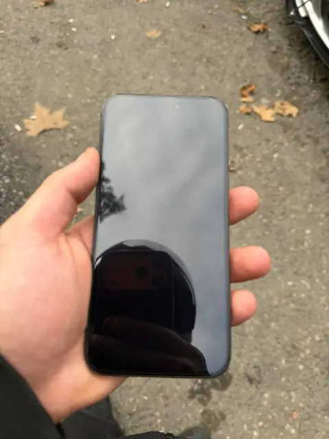 15 pro max 256gb — Tbilisi — 1,700 ₾