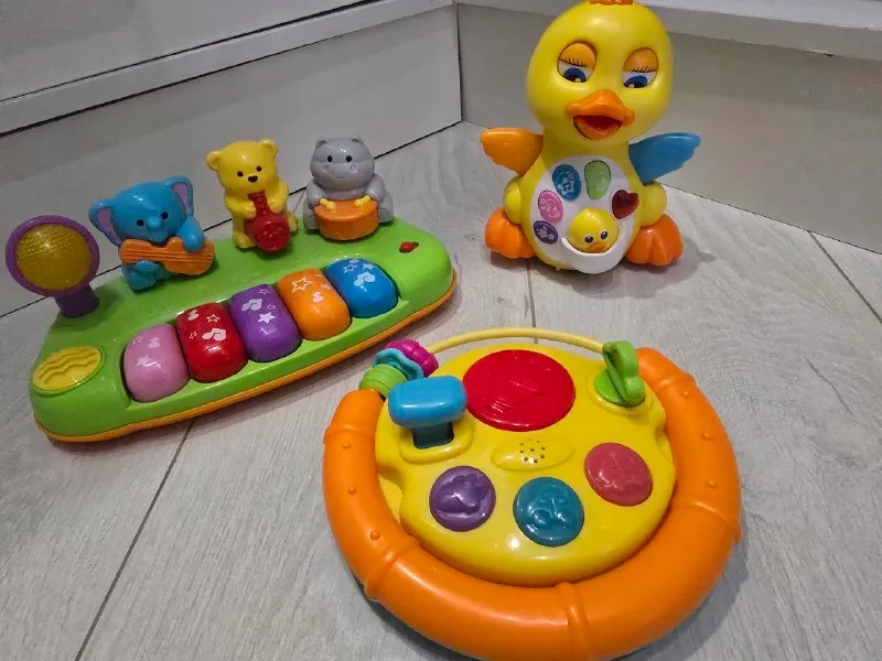 Интерактивные световые и музыкальные игрушки BabyGo