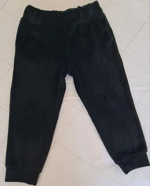 Велюровые штаны — Батуми — 15 ₾