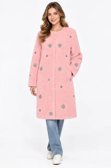 Розовая шуба — Batumi — 150 ₾