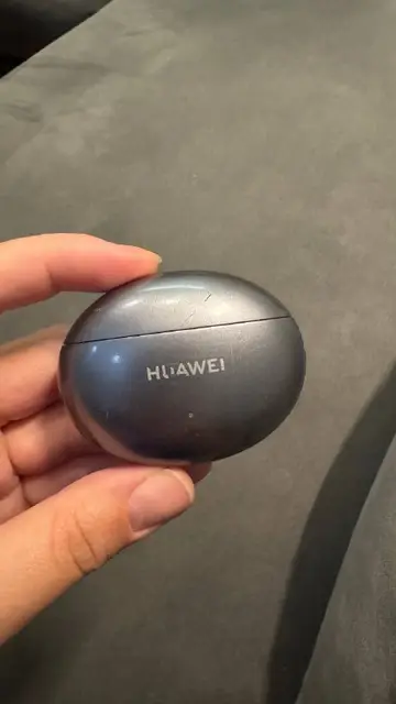 Кейс от наушников Huawei FreeBuds 4i и левый наушник — Тбилиси — 30 ₾