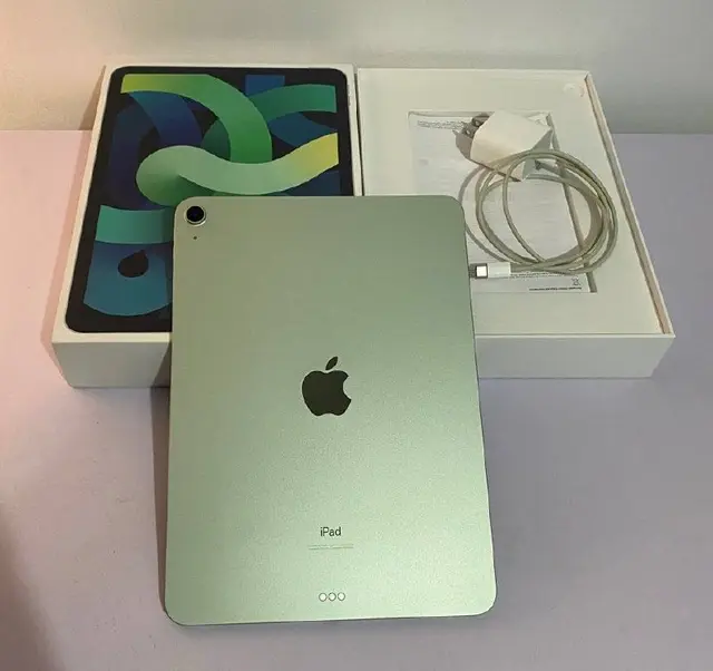Apple iPad Air 4-го поколения 11 дюймов Wi-Fi 64GB — Тбилиси — 800 ₾