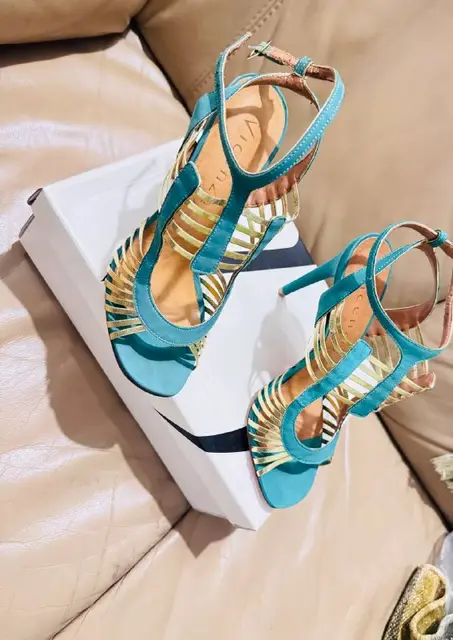 Босоножки — Тбилиси — 200 ₾