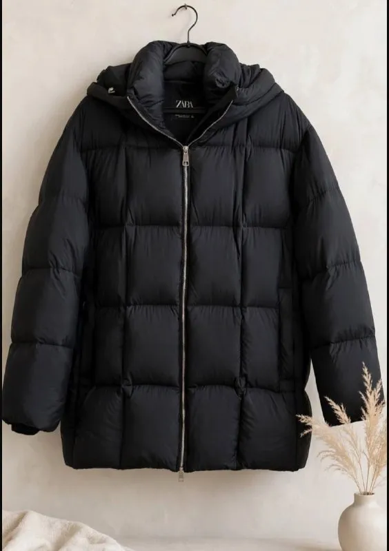 Пуховик 36р фирмы Zara