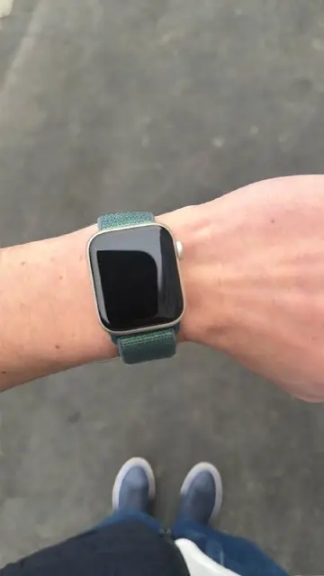 Apple Watch se 2 40 mm — Белград — 10 000 дин