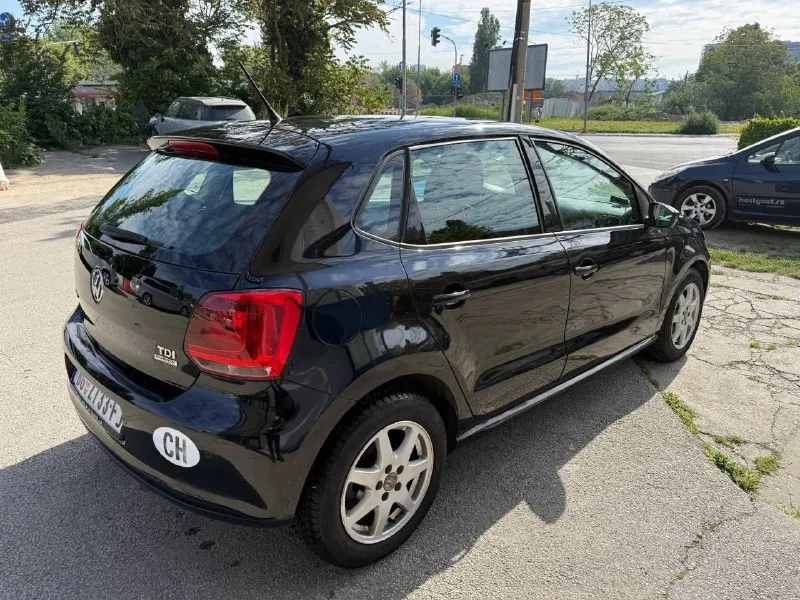 Volkswagen Polo 1.6 TDI, МКПП, 2010 г.