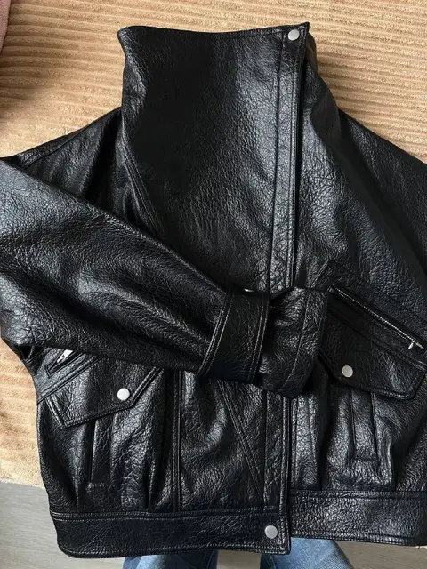 Новая куртка последним коллекции Зара XS — Тбилиси — 199 ₾