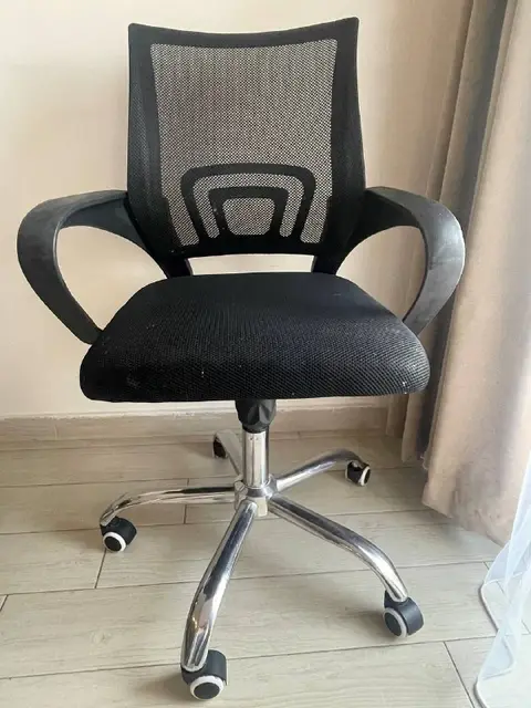 Стул компьютерный — Батуми — 40 ₾
