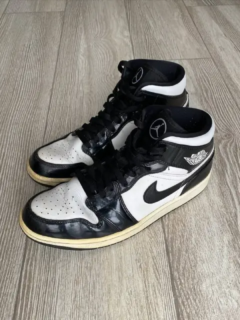 Nike Air Jordan 1 Mid Carbon Fiber — Тбилиси — 190 ₾