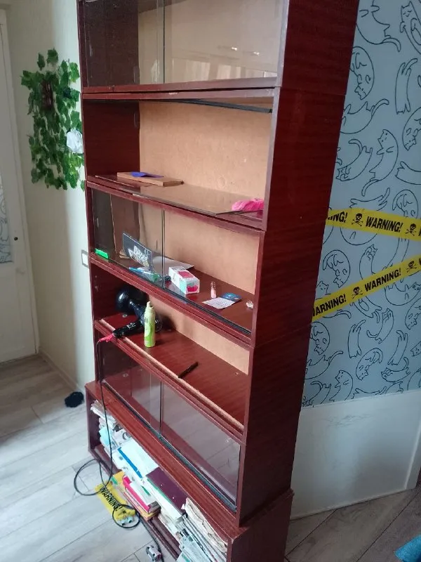 6 книжных полок