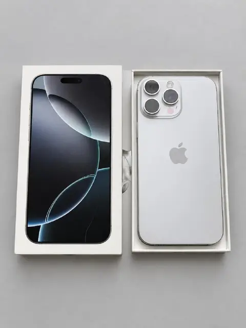 IPhone 16 Pro Max 256GB — Батуми — 2 050 ₾