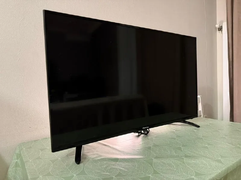 Телевизор Hisense 40N2176P