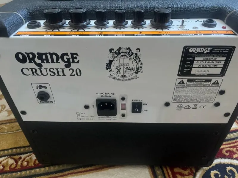 Комбо усилитель orange crush v20