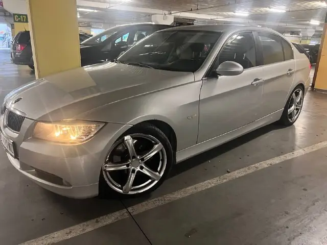 E90 325 — Белград — 4 000 €