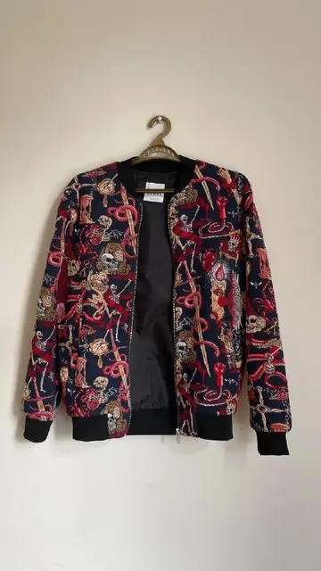Бомбер Zara m — Tbilisi — 50 ₾