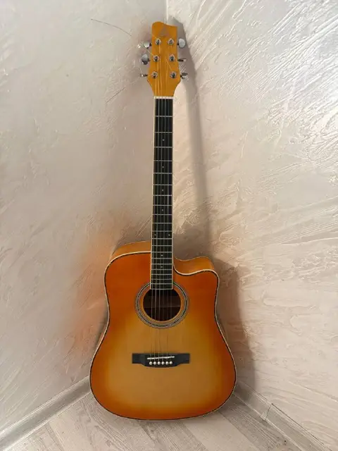 Акустическая гитара — Batumi — 300 ₾