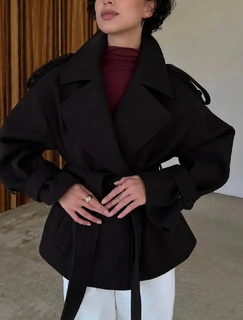 Пальто коричневое утепленое — Батуми — 70 ₾