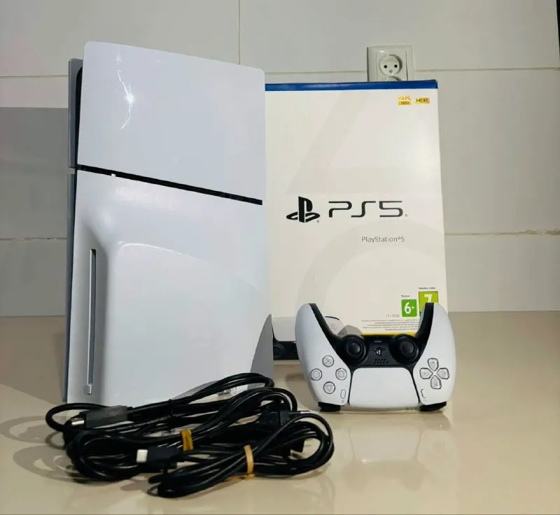 PlayStation 5 Slim 1TB