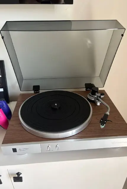 JBL TT350 Turntable — Тбилиси — 5 000 ₾