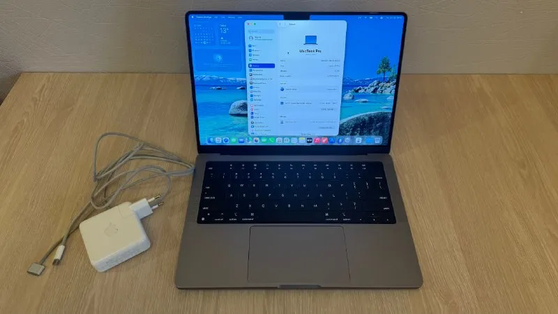 MacBook Pro 14″ 2021, M1 Pro, 16/512 ГБ