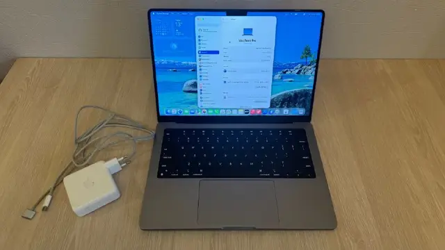 MacBook Pro 14″ 2021, M1 Pro, 16/512 ГБ — Тбилиси — 2 400 ₾
